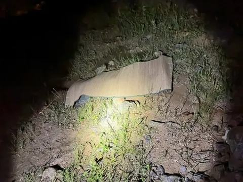 Vụ thi thể nam thanh niên dưới chân cầu cạn cao nhất Việt Nam: Hiện trường có gì bất thường?