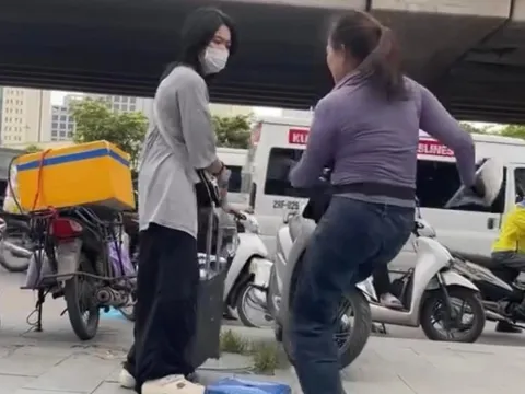 Vụ cô gái trẻ bị người bán nước chè đuổi "đây là chỗ tao bán hàng" trên vỉa hè trước bến xe Mỹ Đình: Công an vào cuộc xác minh