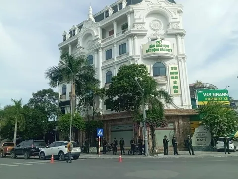 Khám xét biệt thự của đại ca giang hồ Ý "Ẻng" ở Thanh Hóa: Tiết lộ mối quan hệ "không thể thân thiết" hơn với ông trùm Đạt "Ma"