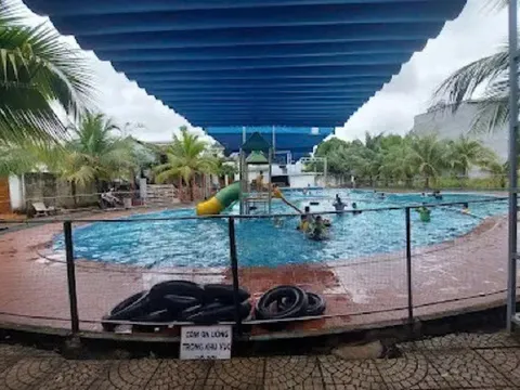 Bé gái 7 tuổi tử vong dưới hồ bơi ở Đồng Nai: Hé lộ tình tiết đau lòng dẫn tới bi kịch