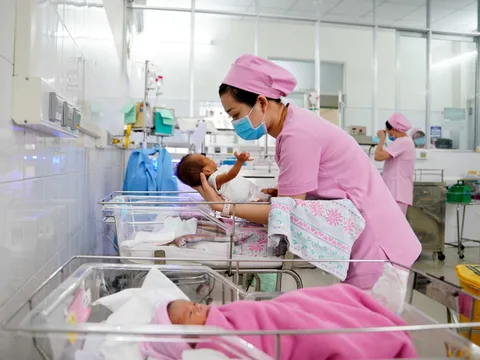 Tin cực vui: Sinh 2 con trước 35 tuổi, phụ nữ ở TP.HCM được nhận 5 triệu đồng