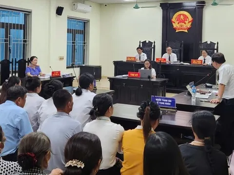 Vụ nữ sinh bị "đánh hội đồng" gãy đốt sống cổ: Nguyên nhân nhói lòng