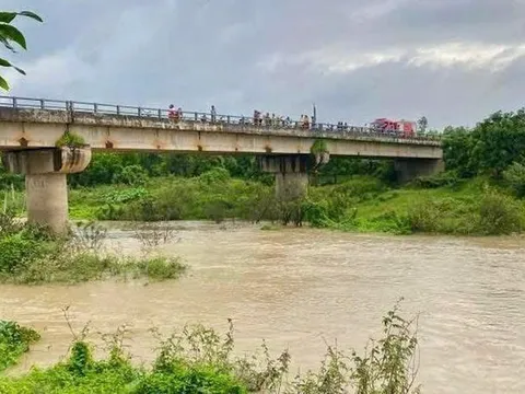 Vụ người đàn ông để xe máy bên bờ sông Dinh rồi "biến mất": Thi thể tìm thấy cách hiện trường 100m