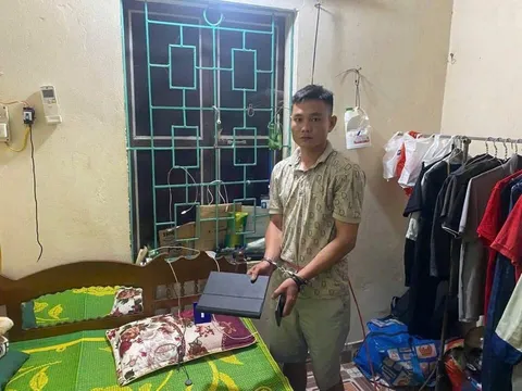 Lò Văn Lâm ra đầu thú