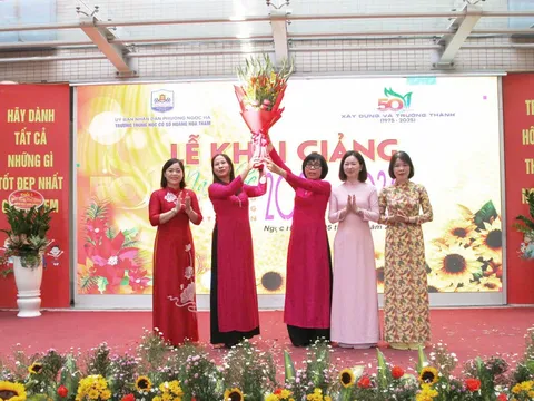 THCS Hoàng Hoa Thám: 50 năm rạng rỡ trong lễ khai giảng năm học 2025–2026