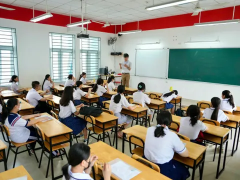 Nóng: Hồ sơ, thủ tục để miễn, giảm học phí năm học 2025-2026