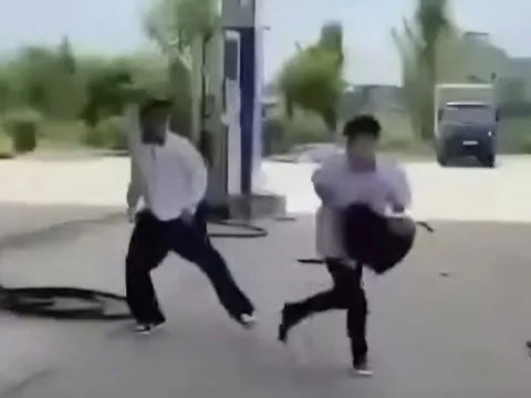 Vụ nam sinh lớp 12 bị học sinh lớp 11 đâm tử vong ở Thanh Hóa: Tiết lộ thêm những thông tin xót xa, hé lộ nguyên nhân ban đầu