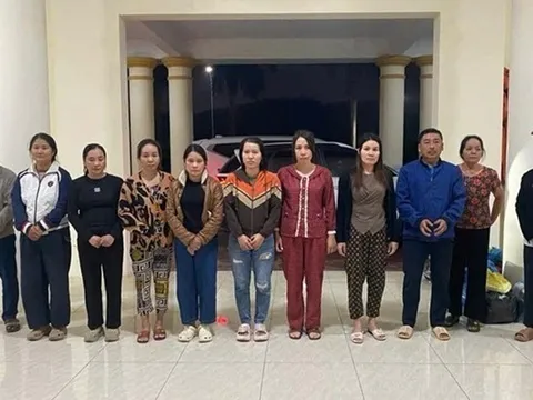 Bắt Phạm Thị Việt Hương