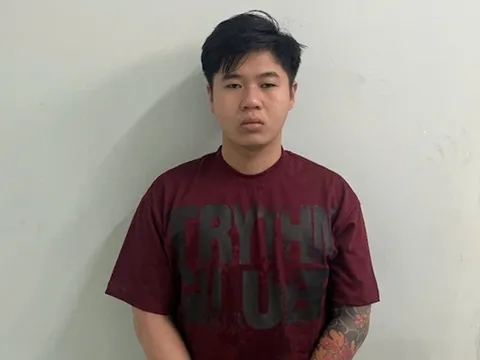 Bị bắt quả tang làm "điều mờ ám" trong phòng trọ, Trần Minh Phát khai rõ "bí mật"