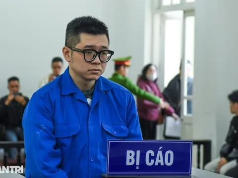 Xét xử nam thanh niên hành hung cô gái tại chung cư ở Hà Nội: Hình ảnh Đặng Chí Thành tại phiên tòa, lý do hoãn phiên tòa