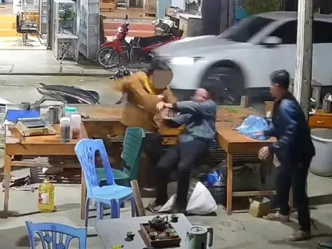 Vụ người đàn ông bị đâm tử vong ở Lào Cai: Xảy ra tại quán bán thịt trâu, tiết lộ mối quan hệ giữa nạn nhân và nghi phạm