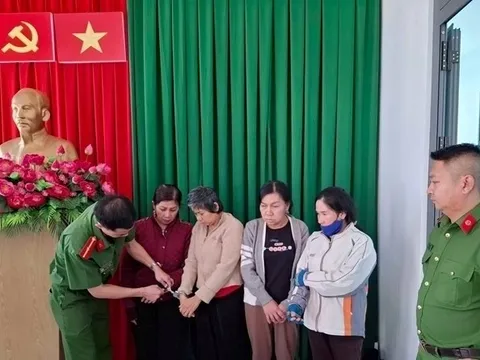 Bắt Đoàn Thị Thu Trang, Nguyễn Thị Tuyết Nhung