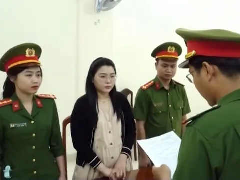 Bắt "nữ quái" Hồ Thị Dung Thoa