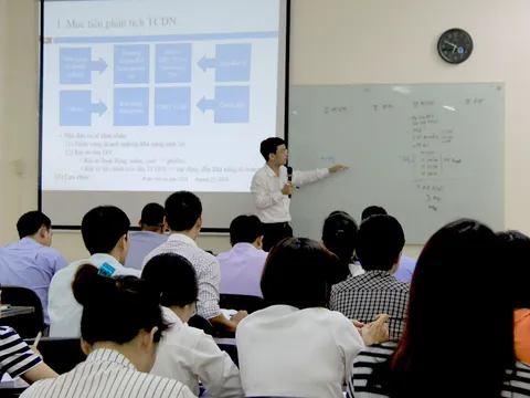 Học viên của các trường đại học liên kết đào tạo với Trung tâm Nghiên cứu khoa học và Đào tạo chứng khoán được cấp chứng chỉ chuyên môn về chứng khoán khi nào?