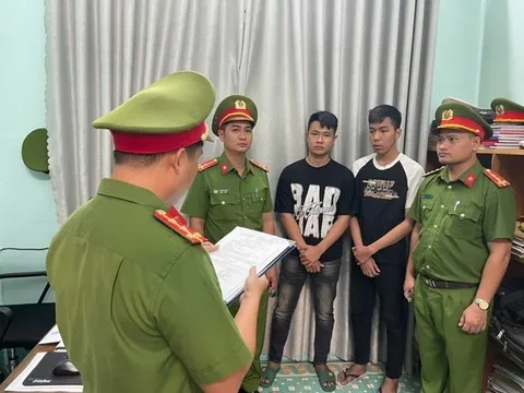 Bắt tạm giam Lê Văn Vinh và Lê Văn Hoàng Hảo