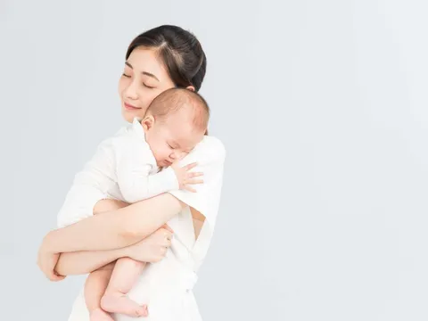 Nghỉ thai sản, làm việc không trọn năm: Doanh nghiệp có phải trả thưởng cuối năm?