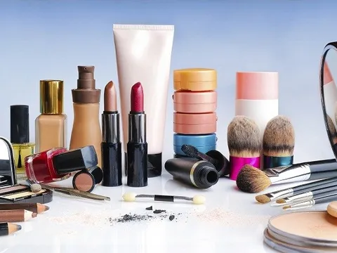 Từ 15/02/2026, quảng cáo mỹ phẩm không được gây hiểu nhầm đó là thuốc, cụ thể ra sao?