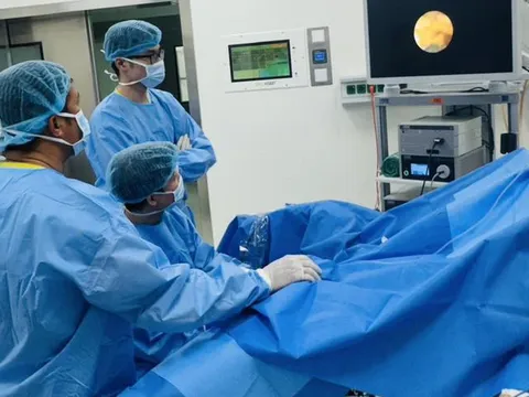 Nữ sinh Hà Nội đối diện nguy cơ suy thận vì thói quen phổ biến này