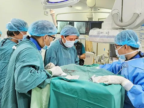 Ngủ mà suýt chết 2 lần: Nam bệnh nhân được cứu sống nhờ cấp cứu kịp thời