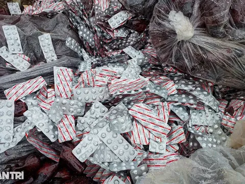 Vụ lượng lớn thuốc bị vứt ở Đà Nẵng: Công ty Dược bị xử phạt gần 100 triệu vì vi phạm quy định tiêu hủy thuốc kém chất lượng