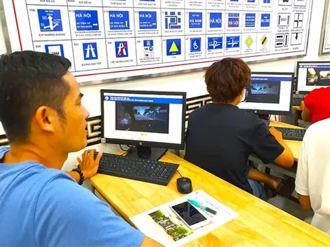 Đề xuất quy định về tổ chức kiểm tra kiến thức pháp luật về TTATGT đường bộ để được phục hồi điểm giấy phép lái xe