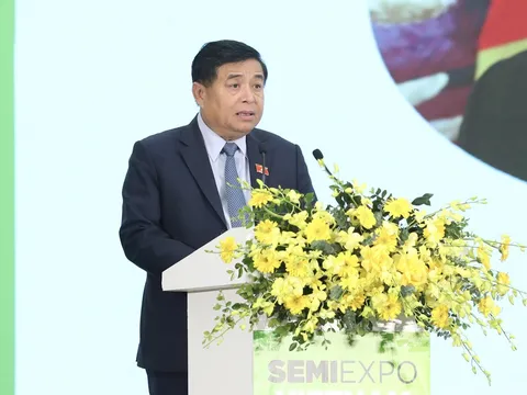 Việt Nam đang là "khách hàng, đối tác lớn" của Google, Meta, Amazone