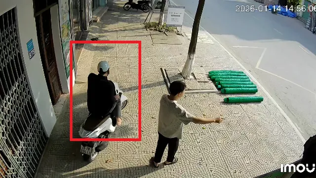 Clip 56 giây nghi phạm sát hại 2 phụ nữ ở Hưng Yên hỏi đường khiến nhân chứng rùng mình: Hé lộ câu nói cộc lốc với biểu hiện lạ