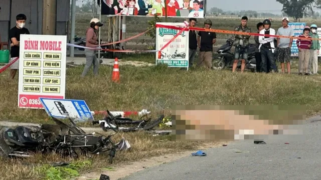 Hiện trường xe tải tông loạt xe đạp điện trước cổng trường khiến hậu quả đau lòng