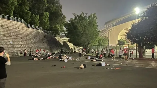 Video: Hãi hùng cảnh "xe điên" tông thẳng vào đám đông ở Trung Quốc khiến 35 người thiệt mạng