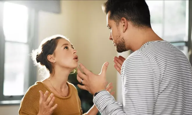 Chiếc nhẫn đính hôn của bà nội chấm dứt mối quan hệ tưởng không thể tách rời của cặp đôi, lý do khiến triệu người đồng cảm