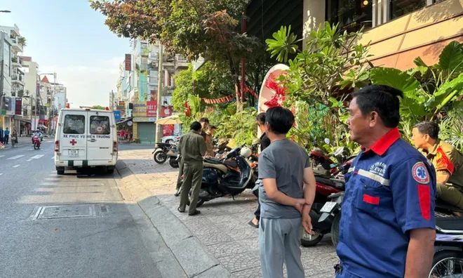 Người đàn ông tử vong bất thường tại quán cà phê trên đường Hoàng Hoa Thám, hiện trường có gì?