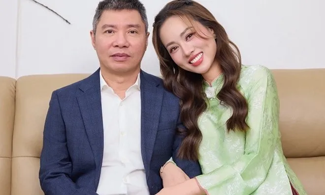 Xúc động trước chia sẻ của bà xã NSND Công Lý về tình hình sức khỏe của chồng ngày đầu năm