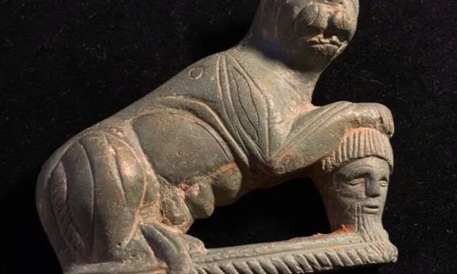 Bí ẩn đằng sau bức tượng La Mã "không ai dám nhìn" vừa lộ diện