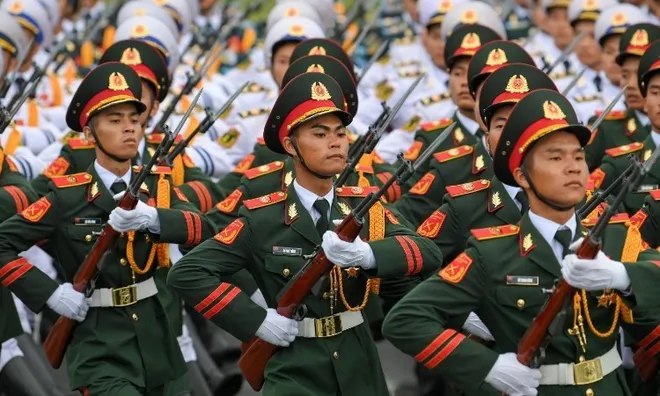 Quy định mới của Bộ Quốc phòng: Sĩ quan có thể nhận thưởng gấp 8 lần lương cơ sở, cụ thể ra sao?