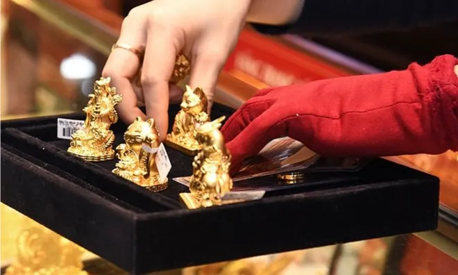Giá vàng chiều 23/3: Vàng phục hồi nhẹ sau khi lao dốc mạnh, cơ hội hay ‘bẫy’ cho nhà đầu tư?