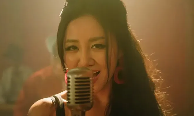 Netizen xôn xao màn hội ngộ của Văn Mai Hương và 2 "chị đại" showbiz sau thành công rực rỡ từ phim Trấn Thành