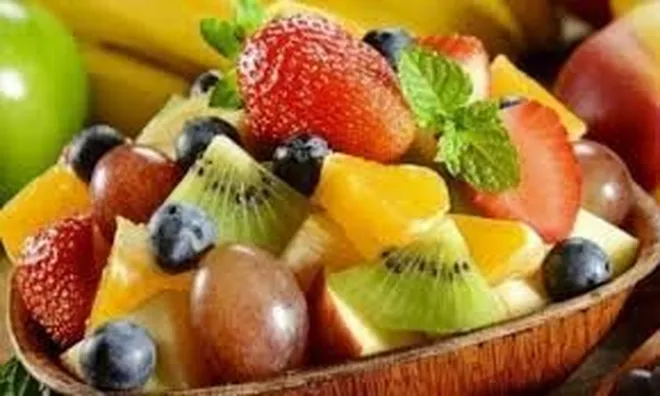 Không phải cherry hay việt quất đắt đỏ, 4 loại trái cây quen mặt này mới là “kho báu” dinh dưỡng cho sức khỏe và sắc vóc