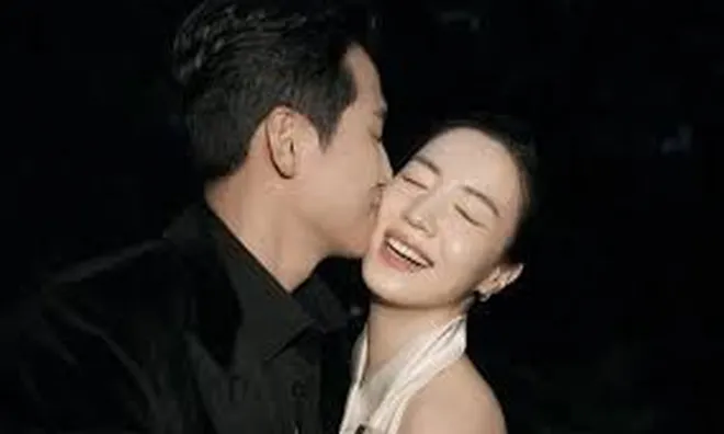 Người đẹp từng gây tranh cãi nhất T-ara bất ngờ tung ảnh cưới với chồng doanh nhân