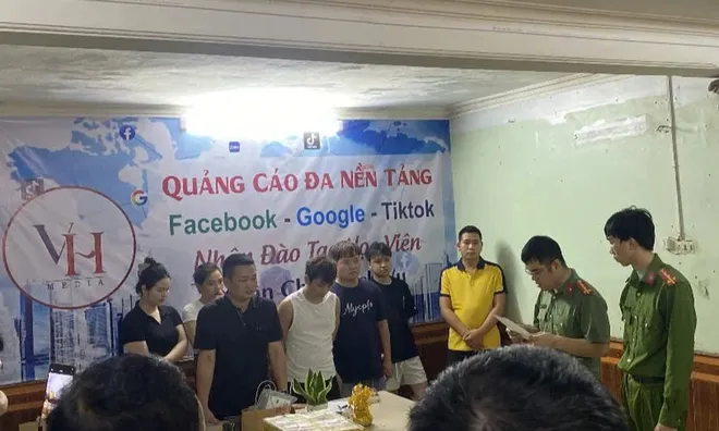 Núp bóng "Đông y gia truyền Ông Hiền" ở Hưng Yên, nhóm đối tượng hoạt động sản xuất, buôn bán hàng giả là thuốc chữa bệnh vảy nến, viêm da cơ địa