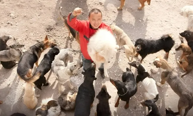 Từ doanh nhân ngành thép bỗng thành "con nợ", nhưng lý do khiến triệu phú này trắng tay lại khiến ai cũng xúc động