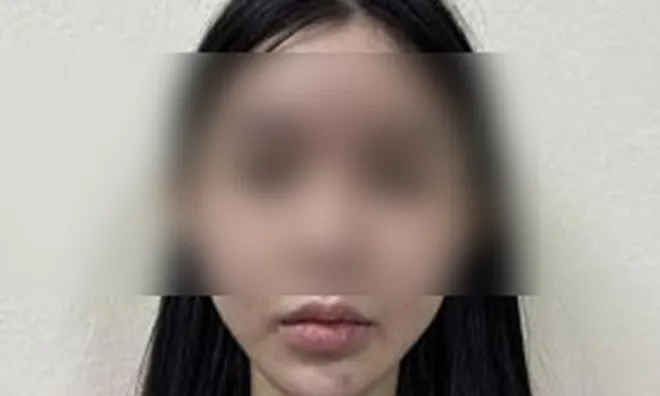 Bắt 3 đối tượng giả danh nhân viên ngân hàng để lừa tiền, trong đó có một hot girl xinh đẹp