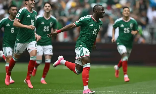 Khai mạc World Cup 2026: Mexico đại thắng Nam Phi, trận cầu điên 3 thẻ đỏ!