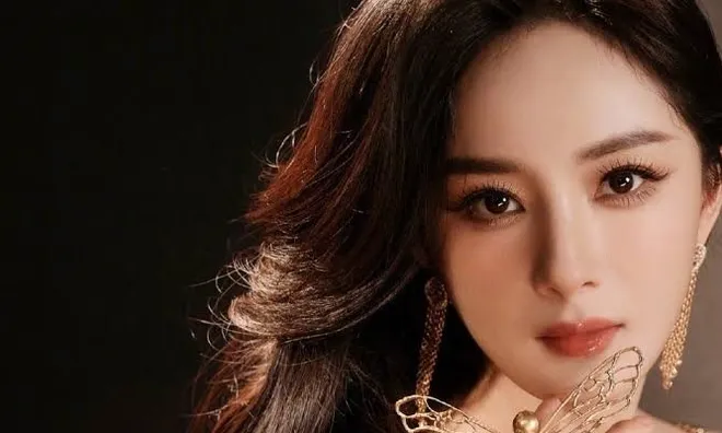 Ông bà ta nói: "Đàn ông lộ vàng, đàn bà lộ bạc", có nghĩa là gì?