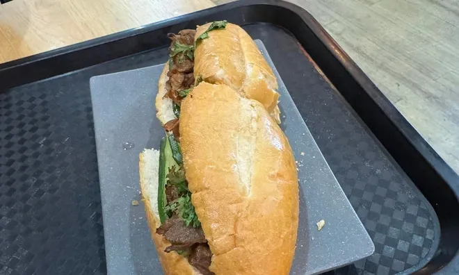 Cảng Hàng không Nội Bài lên tiếng về một ổ bánh mì có giá 208.000 đồng