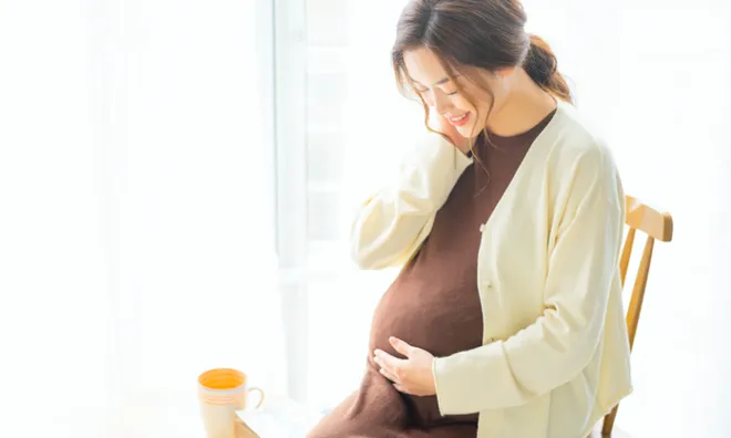 Hồ sơ hưởng chế độ thai sản lao động nữ sinh con cần những giấy tờ gì? Có bắt buộc phải cần giấy chứng sinh không?
