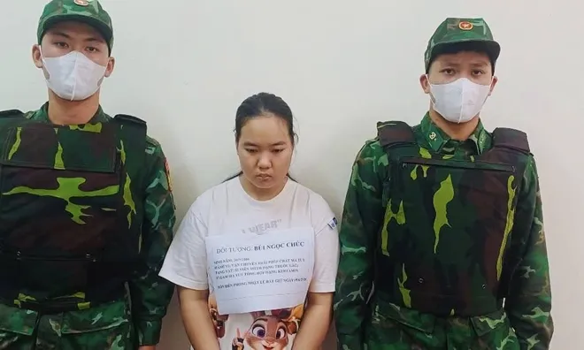 Cô gái 20 tuổi bị kiểm tra tại khu vực biên giới biển, thứ trong người khiến nhiều người không ngờ