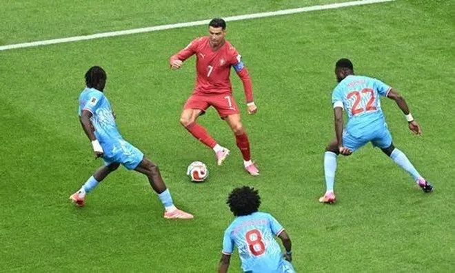 Ronaldo "khát" bàn thắng, Bồ Đào Nha nhận "cảnh báo sớm" tại World Cup