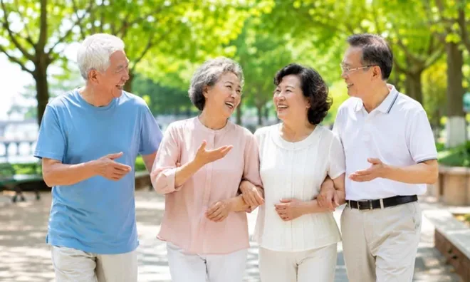 Đến khi già mới hiểu: 4 sự thật “đắt giá” mà tuổi trẻ thường bỏ qua