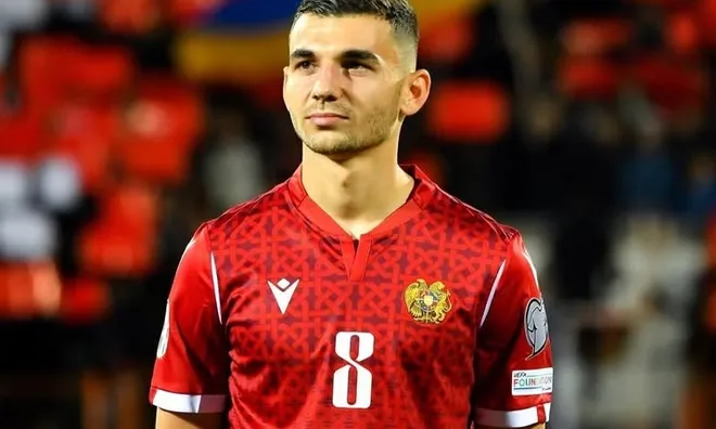 Al Ahli tăng cường sức mạnh, hoàn tất thỏa thuận chiêu mộ Eduard Spertsyan
