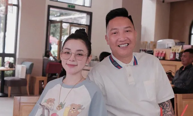 Vợ Huấn Hoa Hồng nổi tiếng thế nào trước khi bị khởi tố?